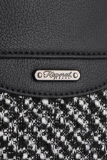 Handbag with handle and shoulder strap - Image n°4