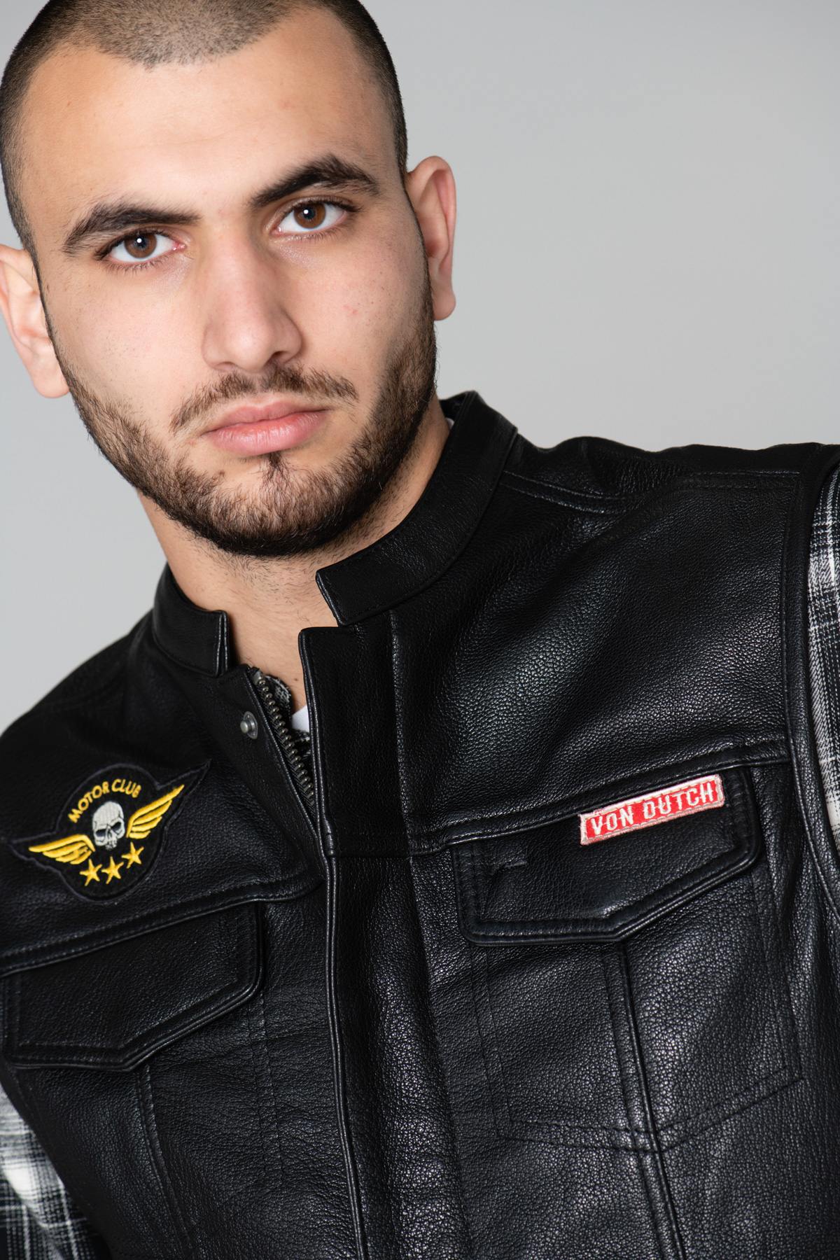 Sleeveless leather biker vest - Image n°7