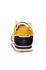 Yellow sneakers - Image n°13