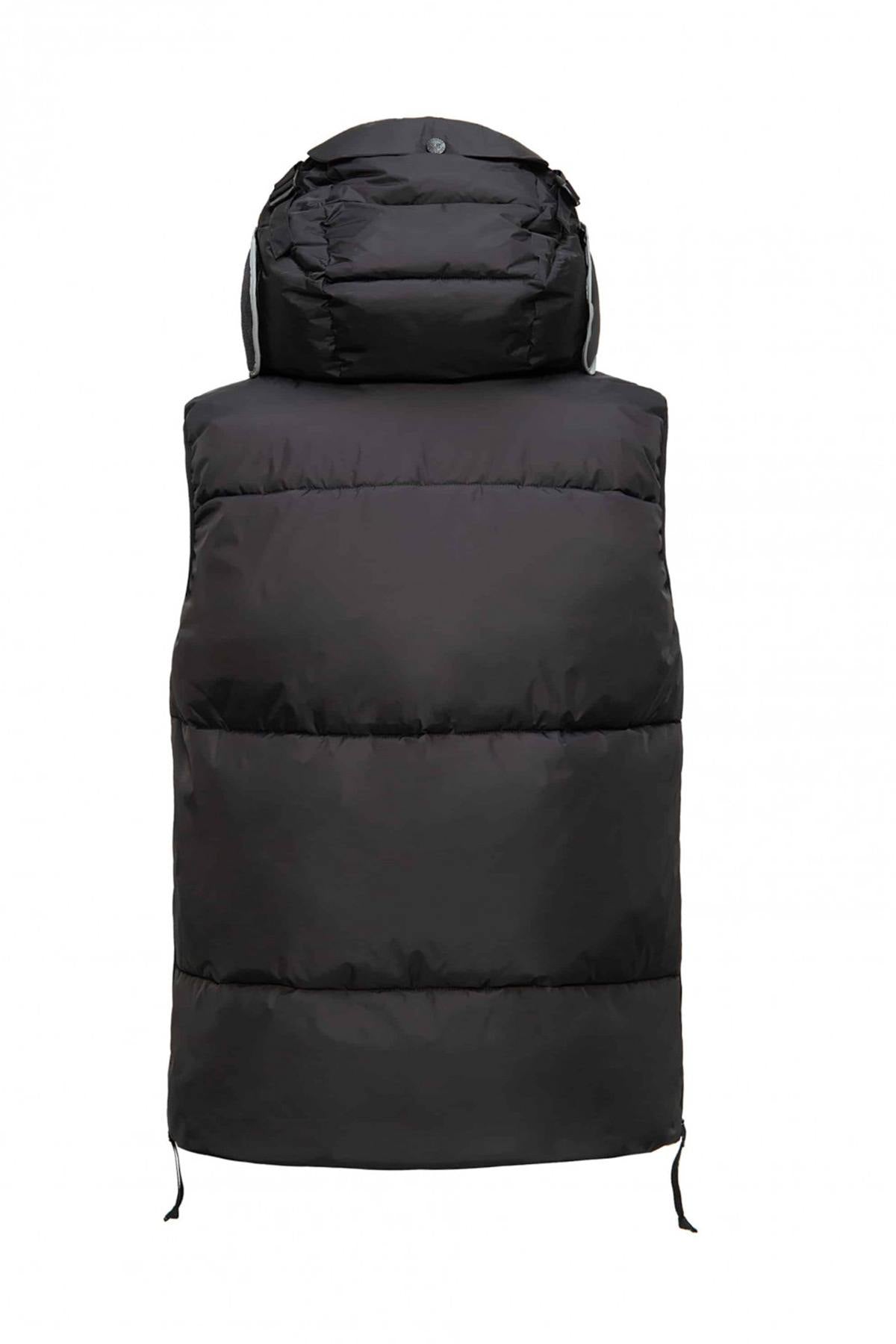 Pull-on sleeveless down jacket with peaked hood - Image n°4