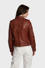 Women's pilot-inspired tan leather jacket - Image n°4