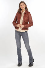 Women's pilot-inspired tan leather jacket - Image n°3