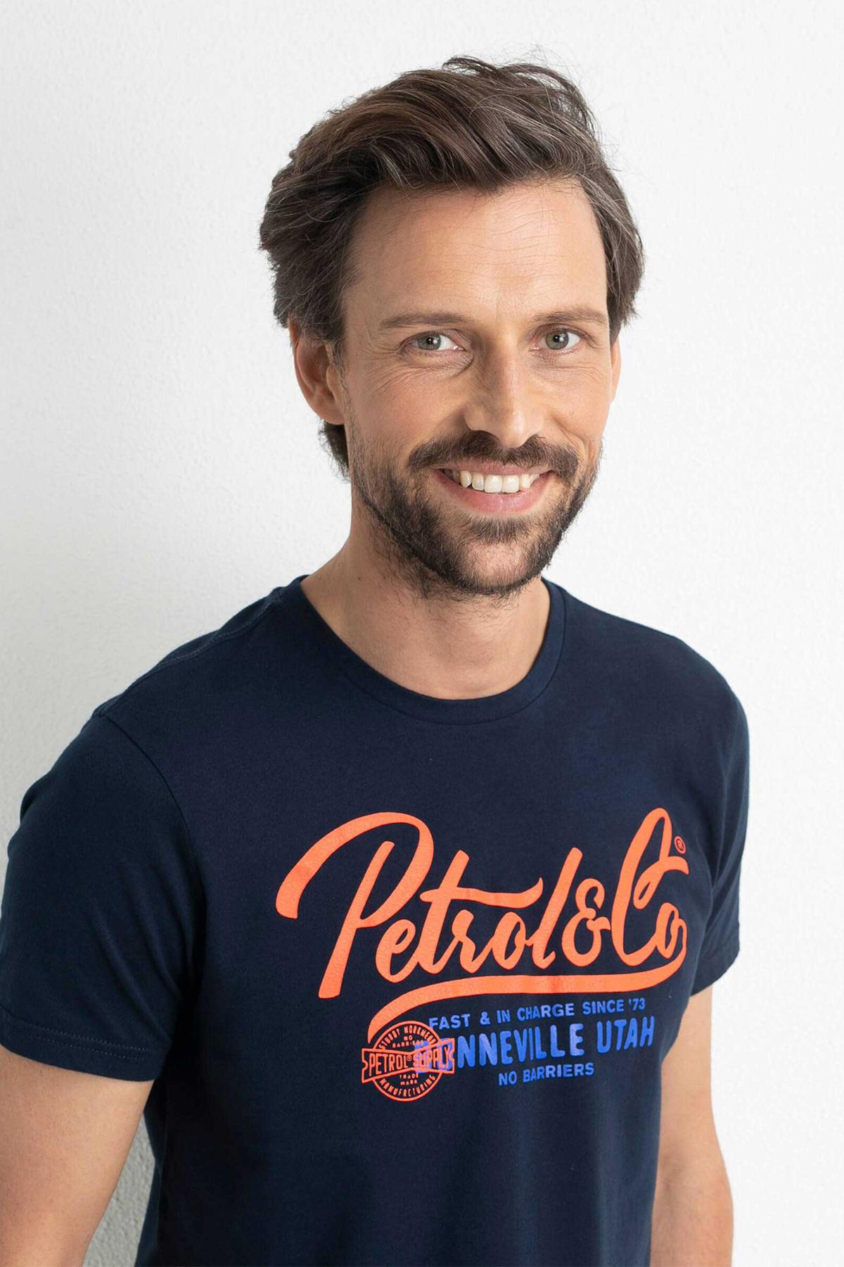 Men's navy blue t-shirt - Image n°1