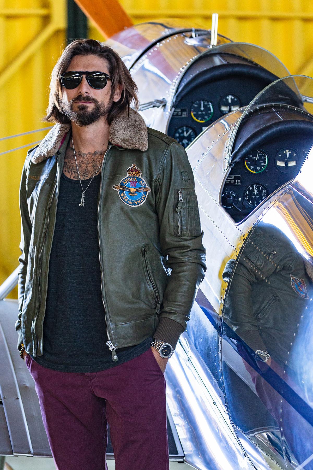 Royal air force pilot jacket in khaki leather - Image n°1
