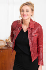 Short red leather jacket - Image n°7