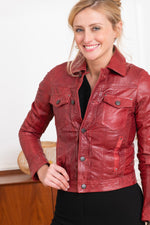 Short red leather jacket - Image n°6